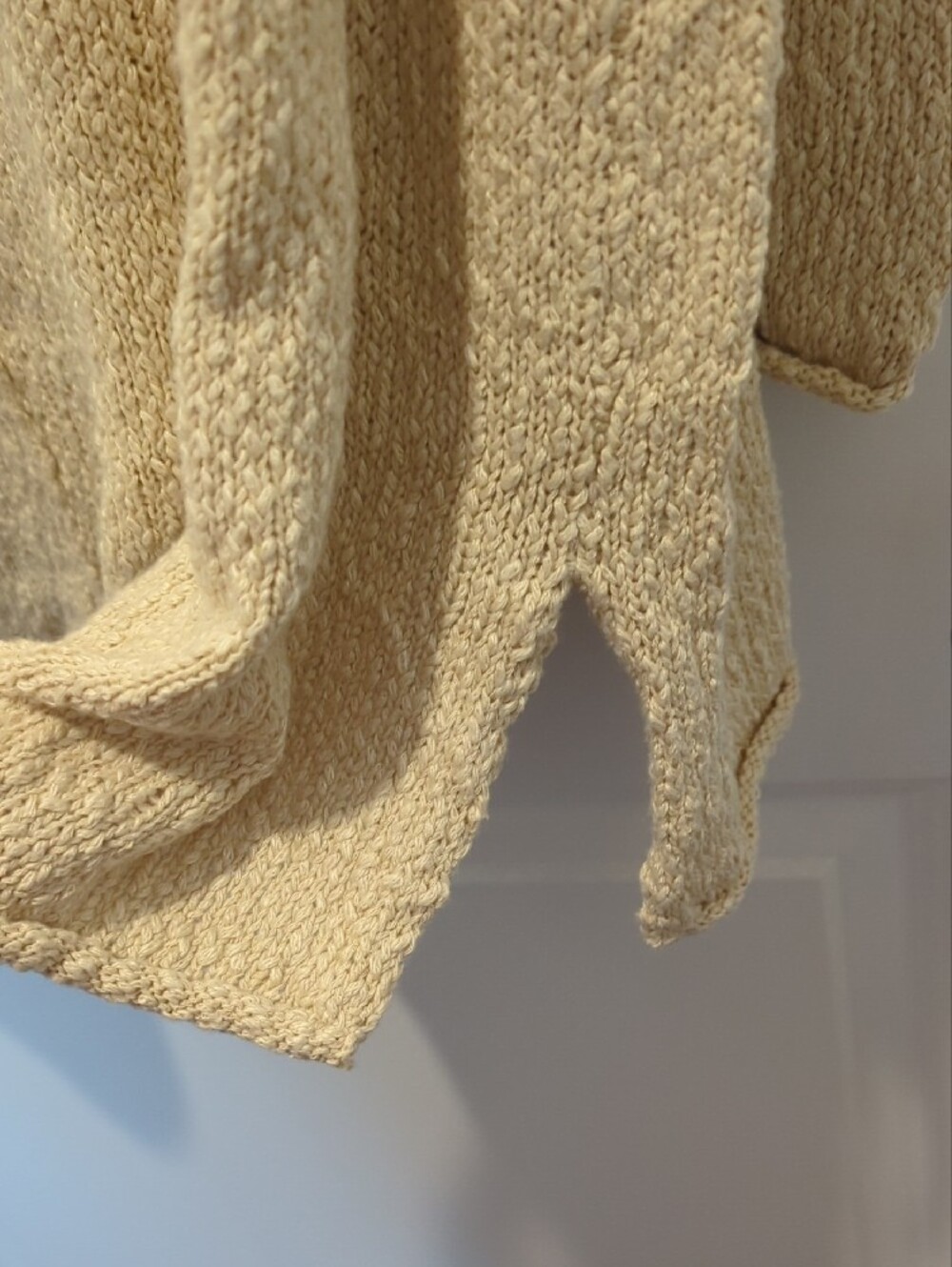 NWT aerie Beige Lightweight Knit V-Neck Pullover Size XXL - Picture 6 of 6